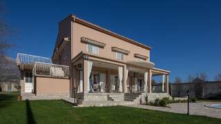 Апартаменты Apartments Raskovic Радановичи Апартаменты с видом на бассейн-9
